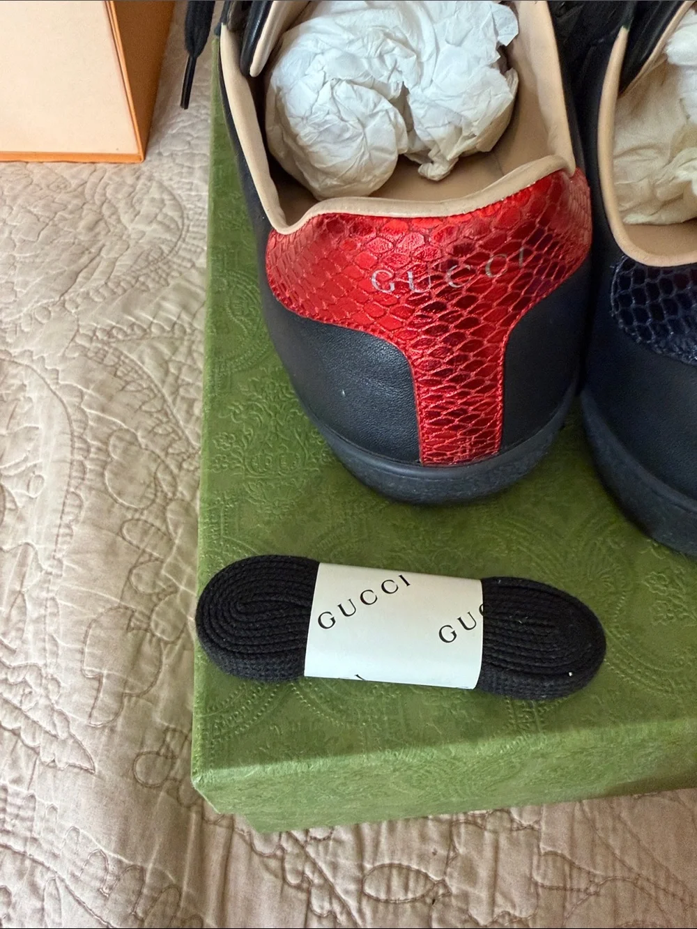 Gucci men  Black Leather Bee Accent Sneakers